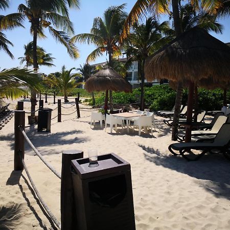 Beachside Corasol El Amanecer De Frida Para 2 Personas Playa del Carmen Exteriör bild