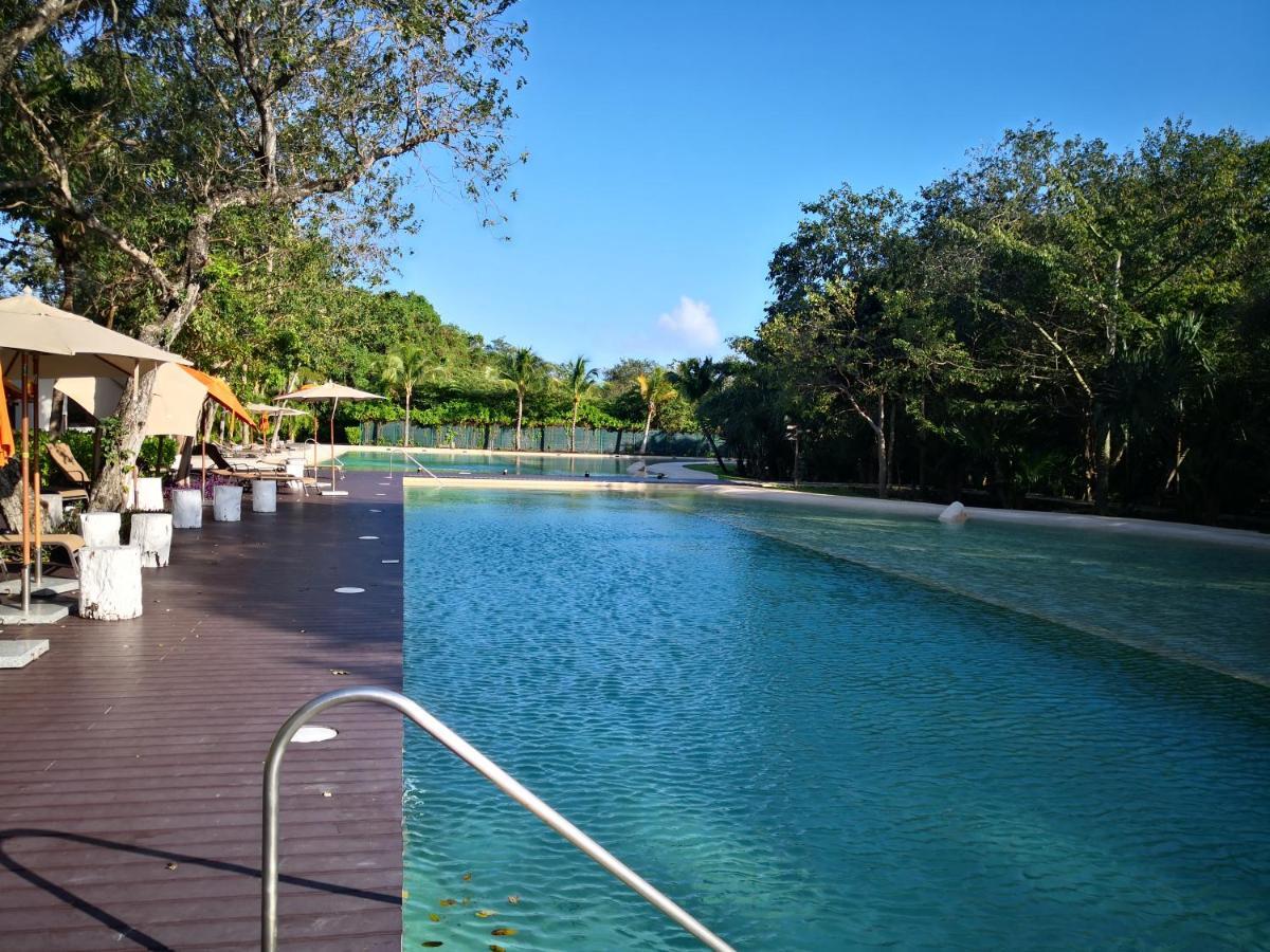 Beachside Corasol El Amanecer De Frida Para 2 Personas Playa del Carmen Exteriör bild