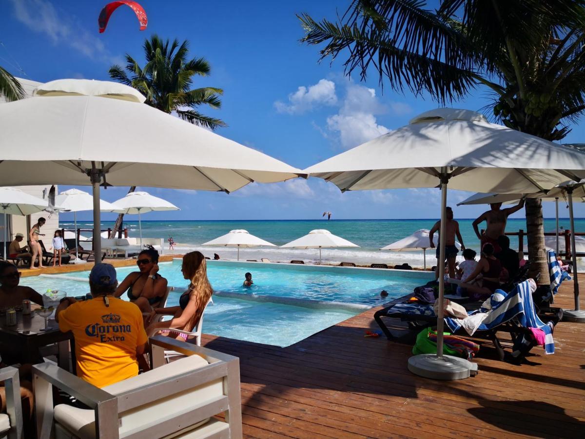 Beachside Corasol El Amanecer De Frida Para 2 Personas Playa del Carmen Exteriör bild